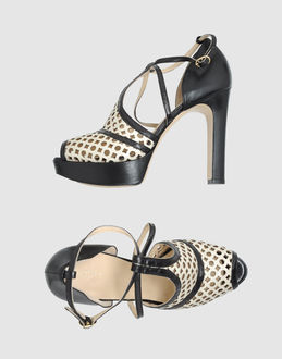 TWIN-SET SIMONA BARBIERI - CALZATURE - Sandali con plateau - su YOOX.COM