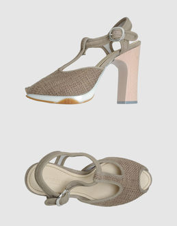 RUCO LINE PROJECT - CALZATURE - Sandali con plateau - su YOOX.COM