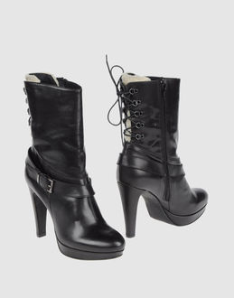 EVADO - CALZATURE - Stivali con tacco - su YOOX.COM