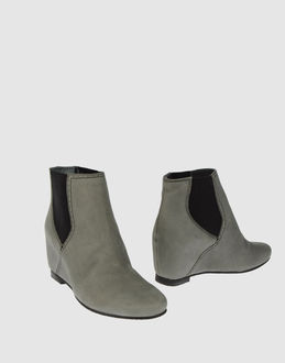 SOFIA TARTUFOLI - CALZATURE - Stivaletti - su YOOX.COM