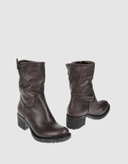EMANUELA PASSERI - CALZATURE - Stivaletti - su YOOX.COM