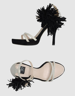 ISLO ISABELLA LORUSSO - CALZATURE - Sandali con plateau - su YOOX.COM