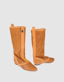 GEORGINAGOODMAN - CALZATURE - Stivali - su YOOX.COM