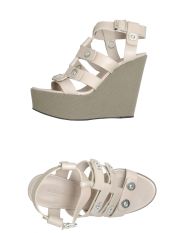 GEORGINAGOODMAN - Wedge