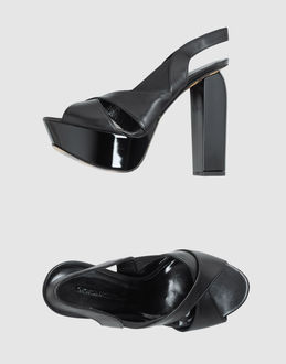 GEORGINAGOODMAN - CALZATURE - Sandali con plateau - su YOOX.COM
