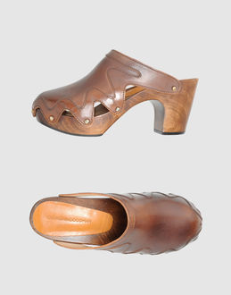 GEORGINAGOODMAN - CALZATURE - Sabot - su YOOX.COM
