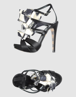 GEORGINAGOODMAN - CALZATURE - Sandali con plateau - su YOOX.COM