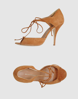 NICOLE BRUNDAGE - CALZATURE - Sandali con tacco - su YOOX.COM