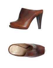 STUART WEITZMAN - Sabot