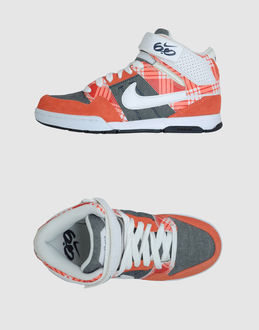 NIKE 6.0 - CALZATURE - Sneakers alte - su YOOX.COM