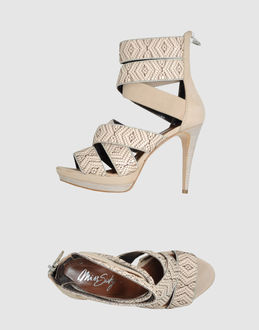 MISS SIXTY - CALZATURE - Sandali con plateau - su YOOX.COM