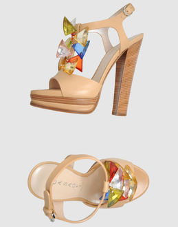 CASADEI - CALZATURE - Sandali con plateau - su YOOX.COM