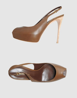 GIANVITO ROSSI - CALZATURE - Sandali con plateau - su YOOX.COM