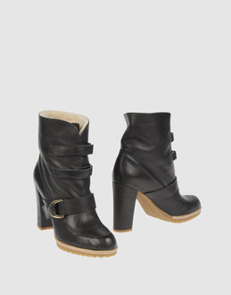 COCCINELLE - CALZATURE - Stivaletti - su YOOX.COM