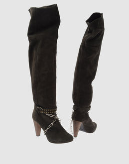 YIJIE - CALZATURE - Stivali con tacco - su YOOX.COM