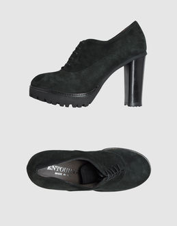 ENTOURAGE - CALZATURE - Stringate - su YOOX.COM