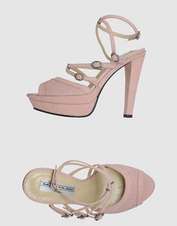 MAX CLAN - CALZATURE - Sandali con plateau - su YOOX.COM