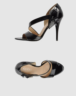 GUESS - CALZATURE - Sandali con tacco - su YOOX.COM
