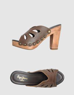 PEPE JEANS - SCHUHE - Plateausandalen - bei YOOX.COM