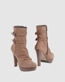 INNUE' - CALZATURE - Stivaletti - su YOOX.COM