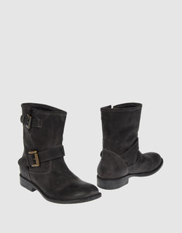 GESTE PROPOSITION - CALZATURE - Stivaletti - su YOOX.COM