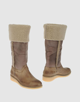 GESTE PROPOSITION - CALZATURE - Stivali - su YOOX.COM
