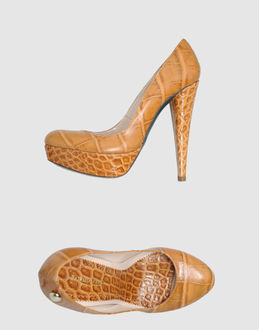 PATRIZIA PEPE - CALZATURE - Decolletes con plateau - su YOOX.COM