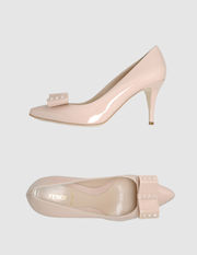 FENDI - Closed-toe slip-ons 