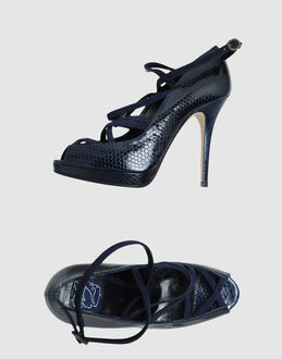 ZORAIDE - CALZATURE - Decolletes open toe - su YOOX.COM