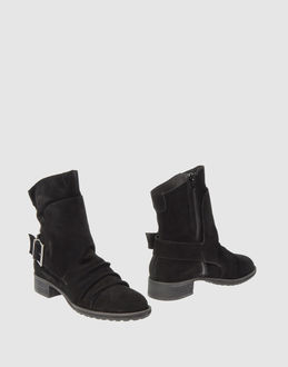 PERGAMO - CALZATURE - Stivaletti - su YOOX.COM