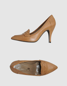 INNUE' - CALZATURE - Decolletes - su YOOX.COM