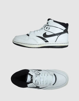 NIKE - CALZATURE - Sneakers alte - su YOOX.COM