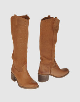 KEVIN - CALZATURE - Stivali con tacco - su YOOX.COM