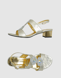 STEFANIA PELLICCI - CALZATURE - Sandali con tacco - su YOOX.COM