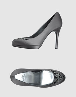 STUART WEITZMAN - CALZATURE - Decolletes con plateau - su YOOX.COM