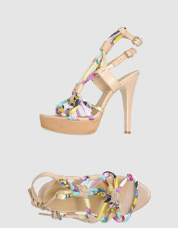 WHO*S WHO - CALZATURE - Sandali con plateau - su YOOX.COM