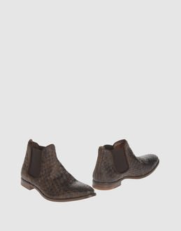 HENDERSON FUSION - CALZATURE - Stivaletti - su YOOX.COM