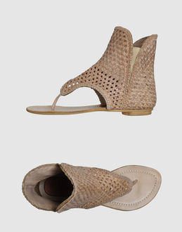 FRANCESCO MORICHETTI - CALZATURE - Infradito - su YOOX.COM