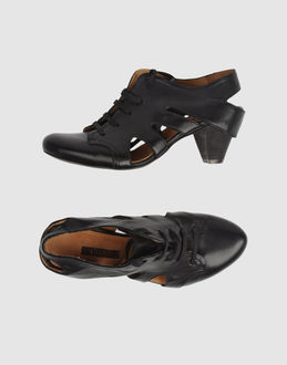 GIXUS - CALZATURE - Sandali con tacco - su YOOX.COM