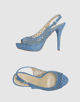 E'CLAT - CALZATURE - Sandali con plateau - su YOOX.COM