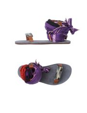 AVEC MODÉRATION - Sandals