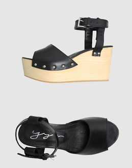 YIJIE - CALZATURE - Zeppe - su YOOX.COM