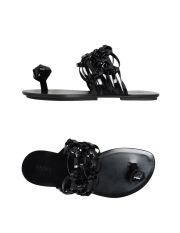 HIGH - Flip flops