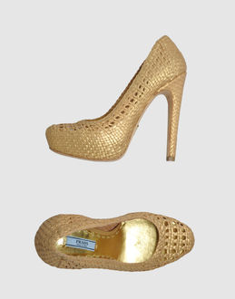 PRADA - CALZATURE - Decolletes con plateau - su YOOX.COM
