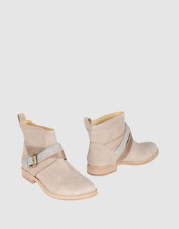 BRUNELLO CUCINELLI - CALZATURE - Stivaletti - su YOOX.COM