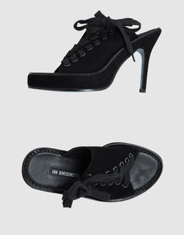 ANN DEMEULEMEESTER - CALZATURE - Sandali con plateau - su YOOX.COM