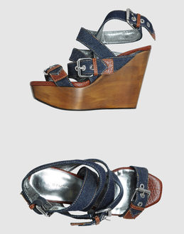 STUDIO POLLINI - CALZATURE - Zeppe - su YOOX.COM