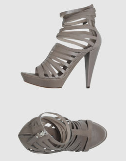 VIC MATIE' - CALZATURE - Sandali con plateau