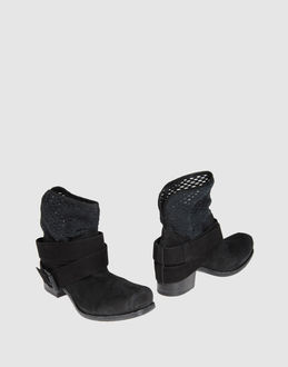 VIC MATIE' - CALZATURE - Stivaletti - su YOOX.COM