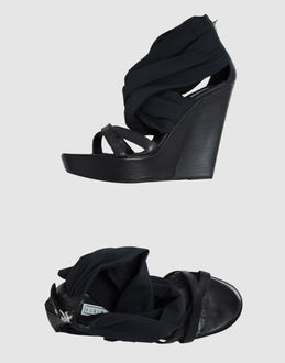 VIC MATIE' - CALZATURE - Zeppe - su YOOX.COM